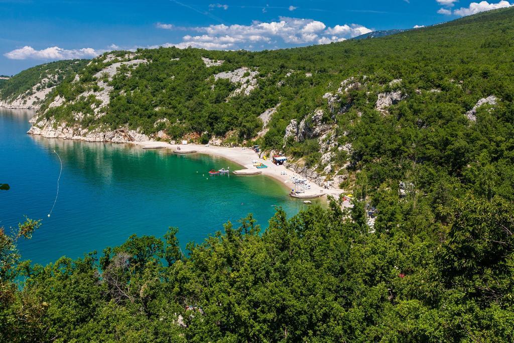 Holiday Resort Kacjak Dramalj Exterior foto